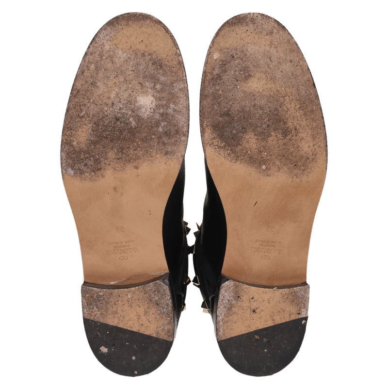 Valentino Garavani Grained Calfskin Rockstud Beatle Chelsea Ankle Boots. Size 38