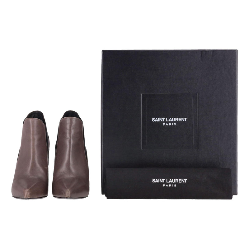 Saint Laurent Leather Heeled Ankle Boots. Size 35.5