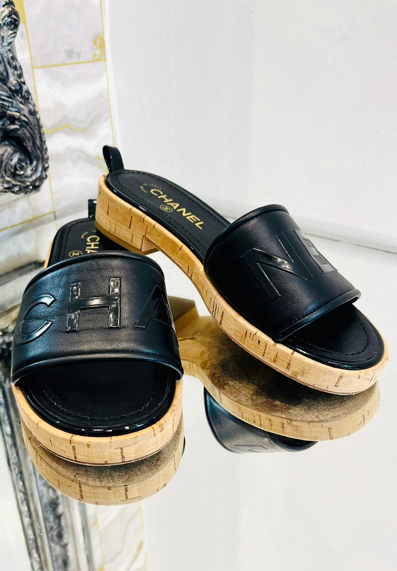 Chanel 'CC' Logo Leather Slides. Size 38