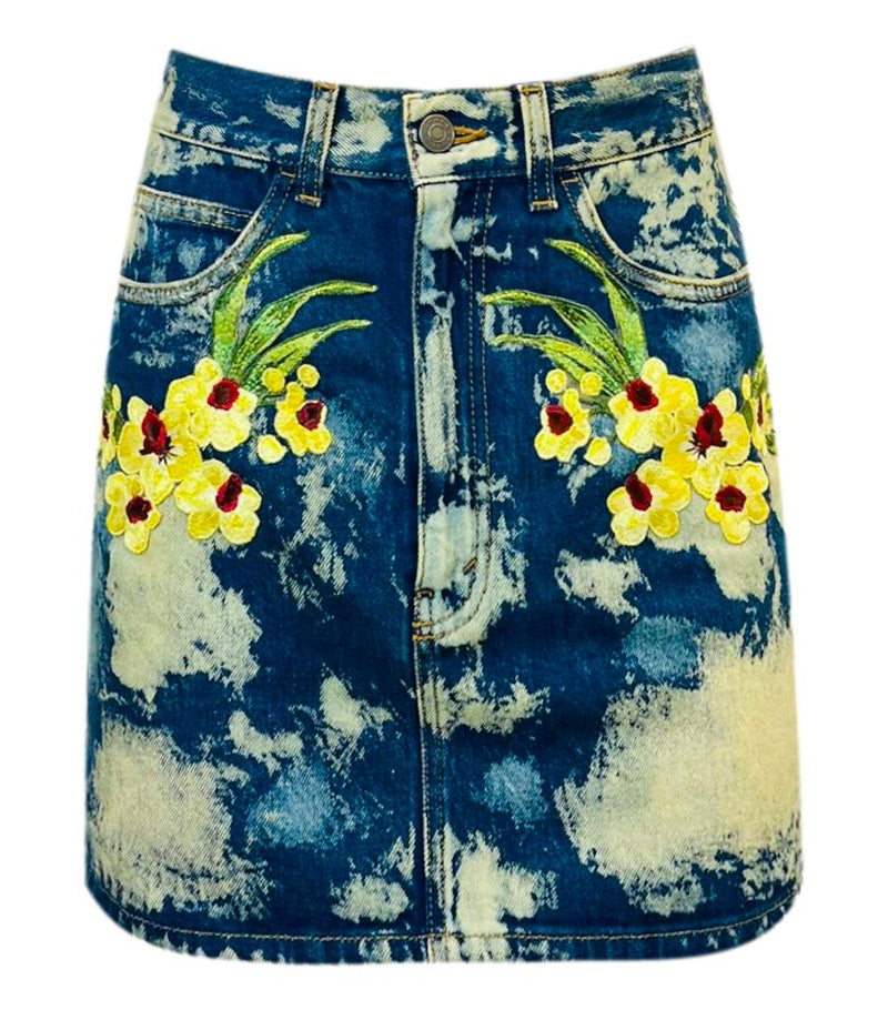 Gucci Denim  Floral Embroidered Skirt. Size 40IT