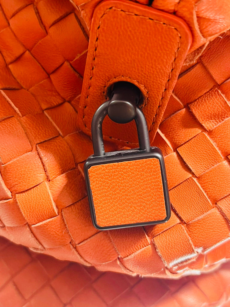 Bottega Veneta Intrecciato Montaigne Leather Bag