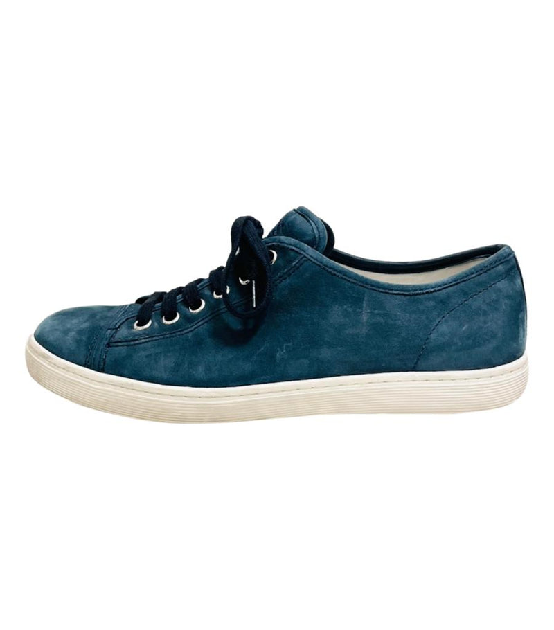 Tod’s Suede Sneakers. Size 39