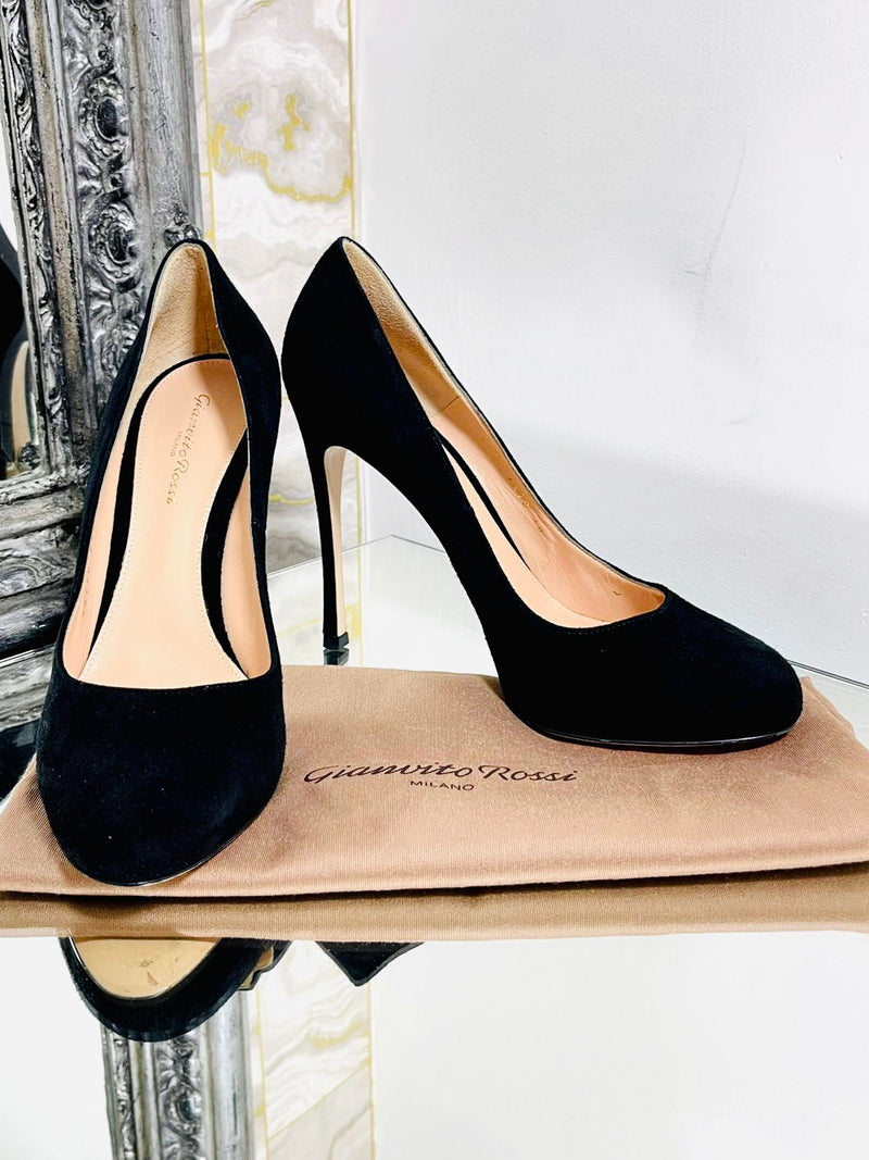 Gianvito Rossi Suede Court Shoes. Size 40