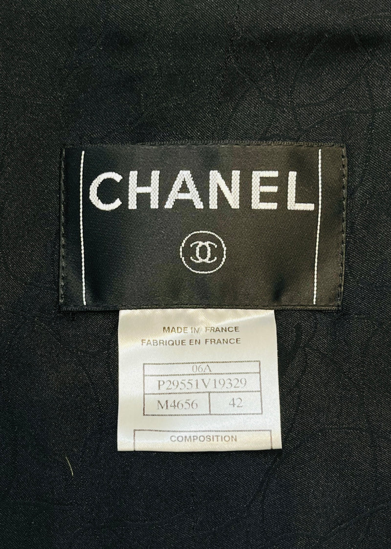 Chanel Fantasy Tweed Jacket. Size 42FR