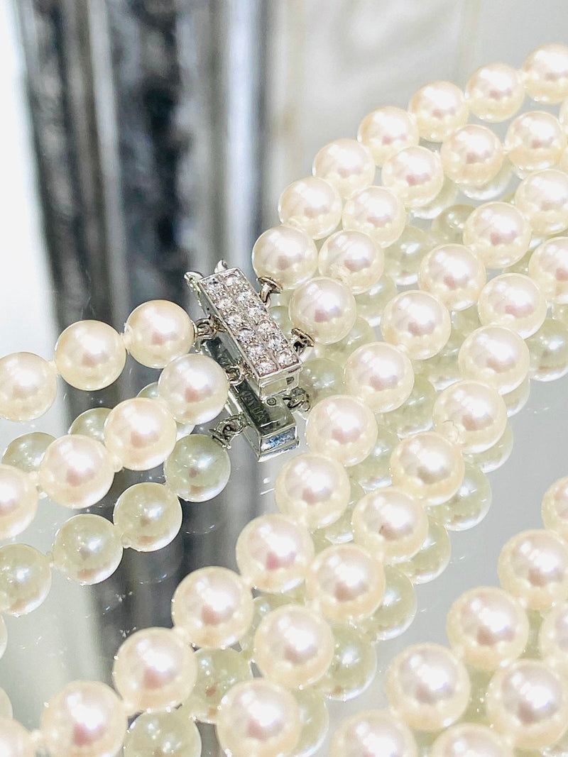 Chanel Fine Jewellery Real Fresh Water Pearl Necklace With 18k White Gold & Diamond Clasp