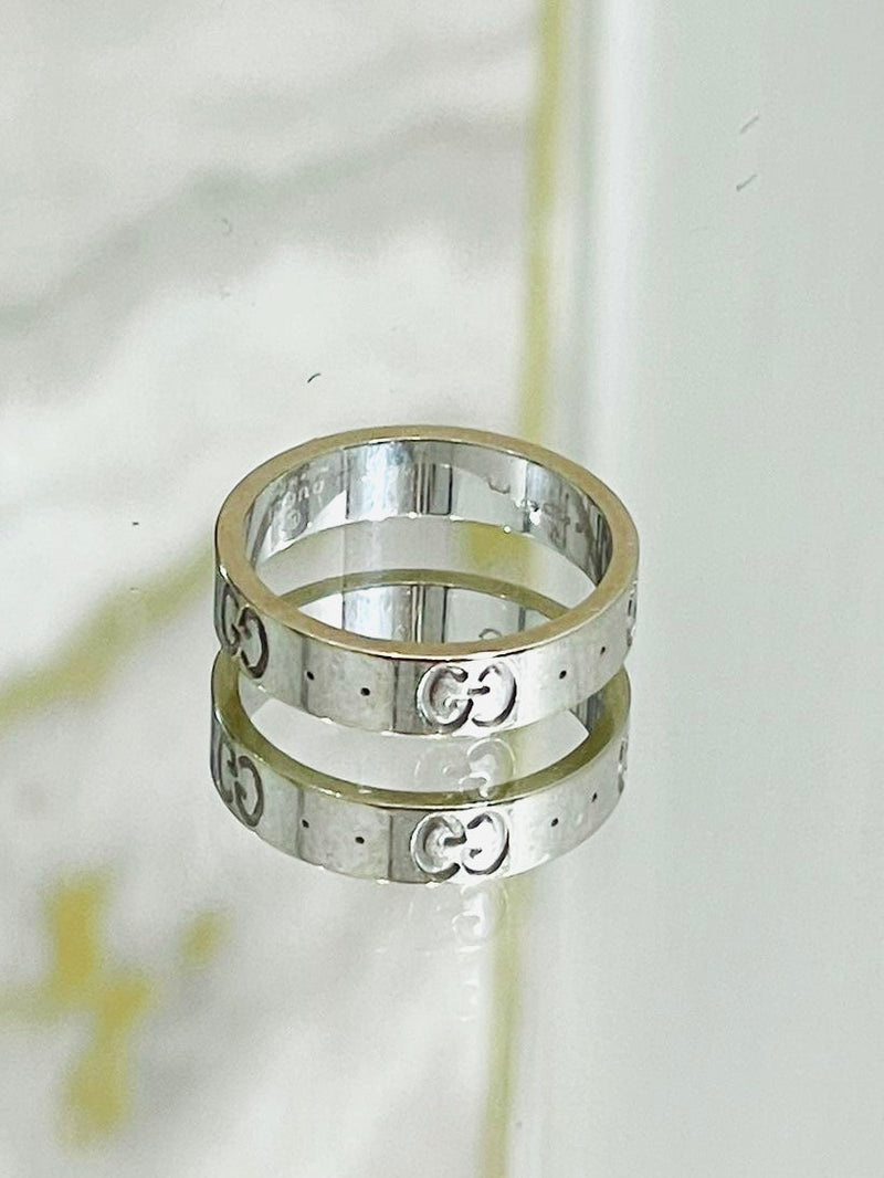 Gucci 18k White Gold Icon Ring