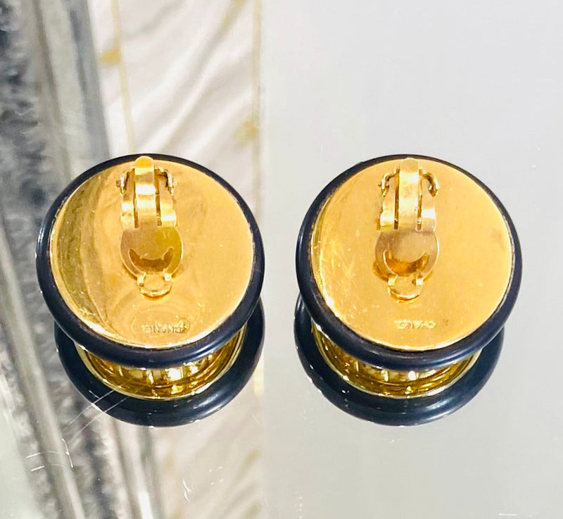Chanel 1970's Vintage 'CC' Logo Earrings