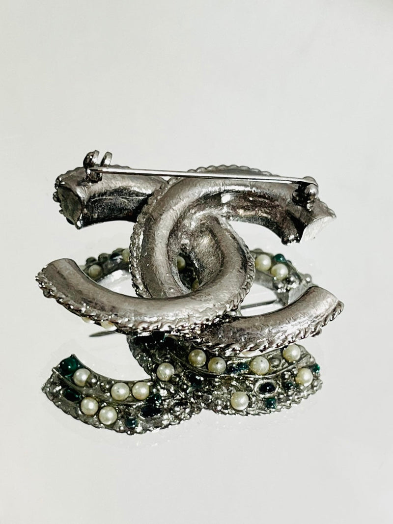 Chanel 'CC' Logo Pearl & Cabochon Brooch
