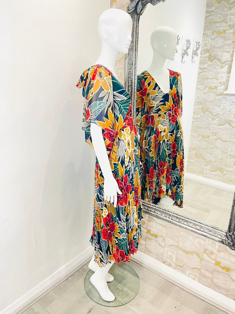 Club Monaco Floral Print Dress. Size 8US