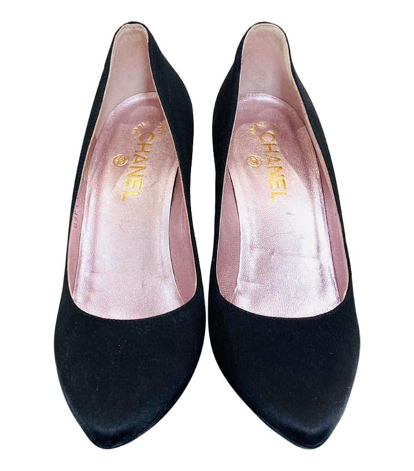 Chanel Satin Bow & Crystal 'CC' Logo Ballet Flats. Size 40 – Shush London