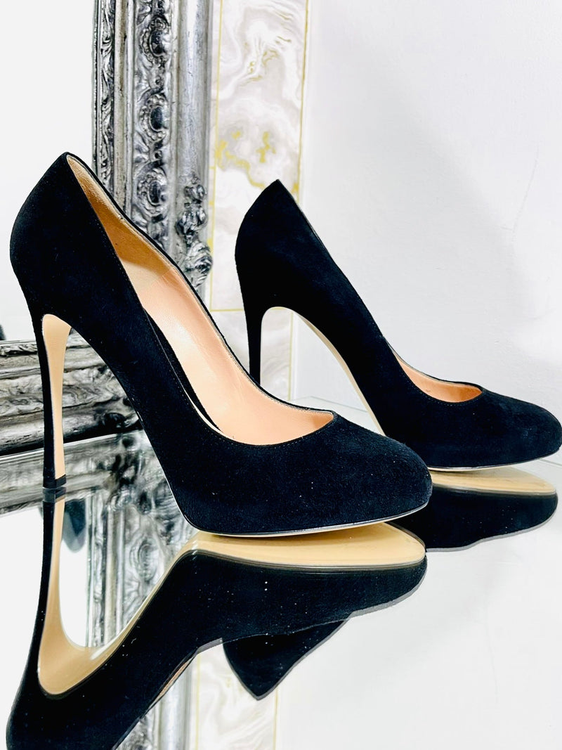 Gianvito Rossi Suede Court Shoes. Size 40