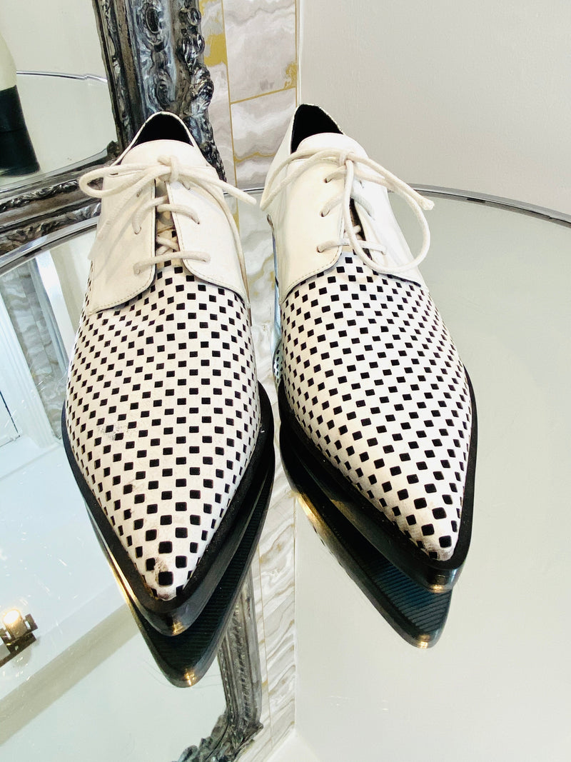 Stella McCartney Lace Up Oxfords. Size 40