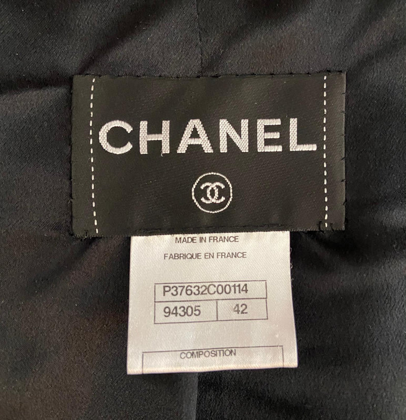 Chanel Lambskin Leather Jacket. Size 42FR