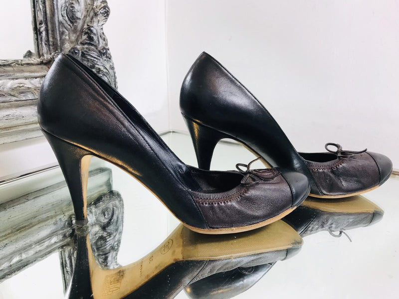 Designer Dress Agency London - Chanel Vintage Two Tone Pumps. Size 39 - Shush At The Wellington