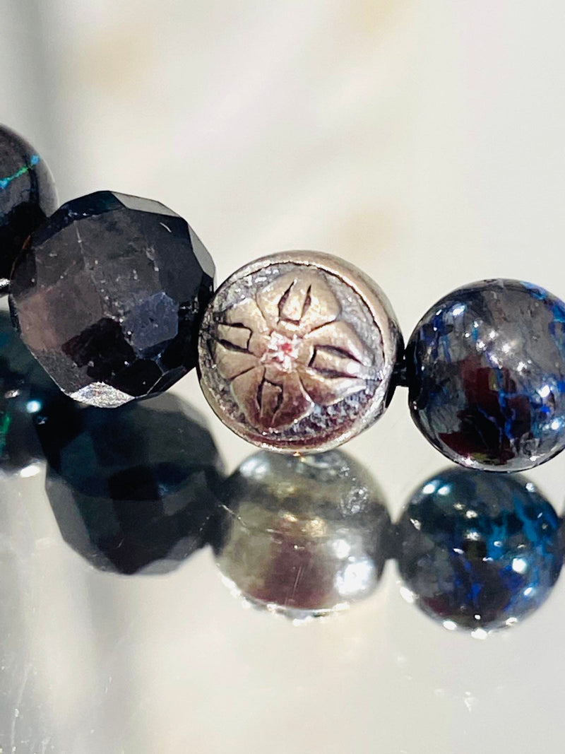 Shamballa Jewels Bracelet 18k White Gold with Opal & Sapphire