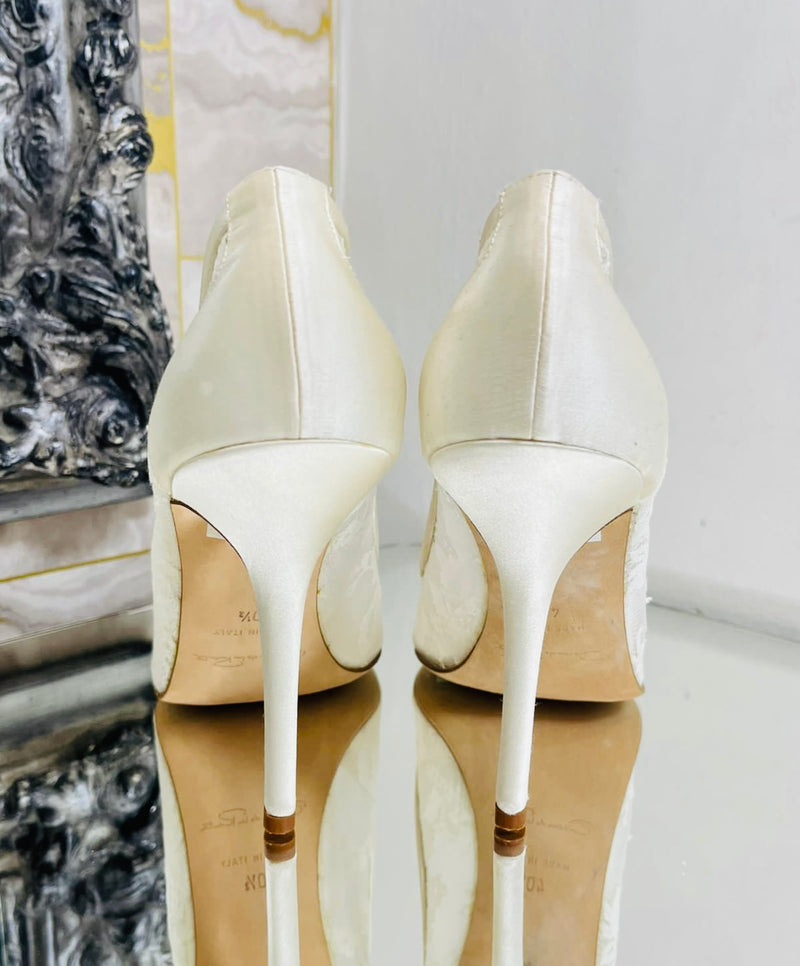 Oscar De La Renta Lace-Mesh Pumps. Size 40.5