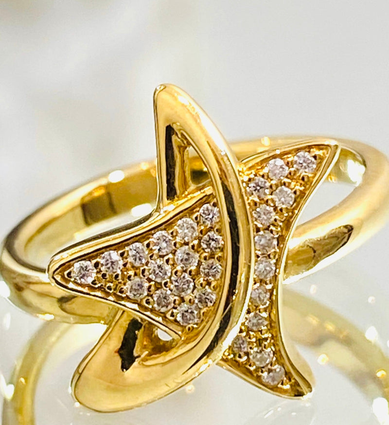 18k Yellow Gold & Diamond Star Ring