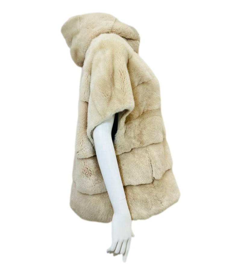 Divine Cashmere Mink Fur Hooded Gilet. Size 38FR